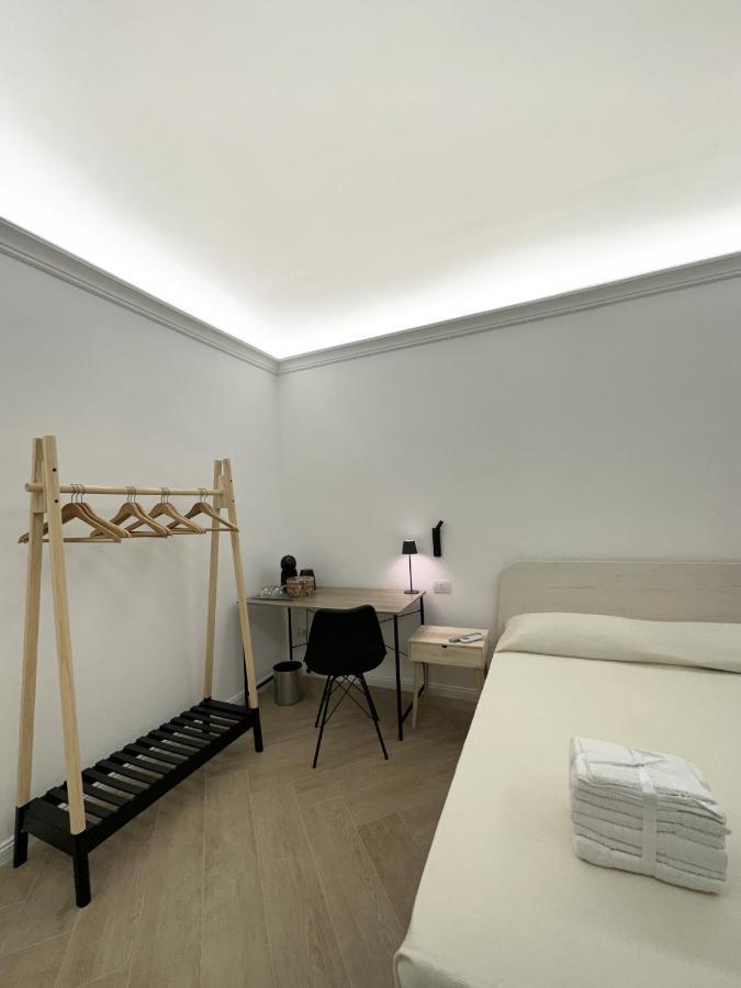 Vicki Vomero Rooms - Napoli Εξωτερικό φωτογραφία